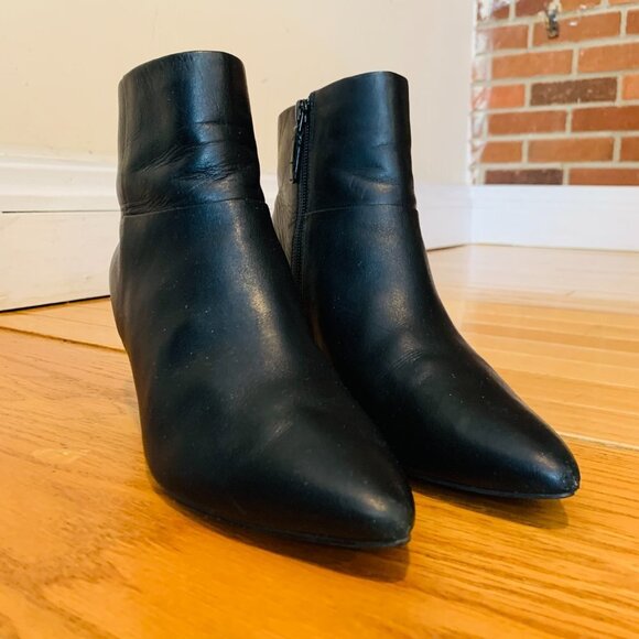 Cole Haan Women's Black Boots Size 8.5 B - Picture 3 of 16